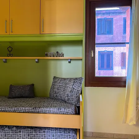 Vacanze A 2 Piani Apartment Càbras