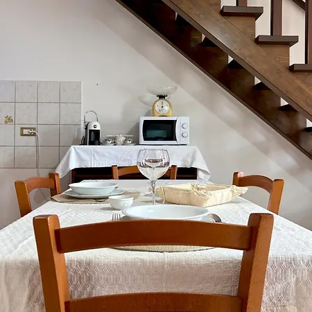 A 2 Piani Apartament *